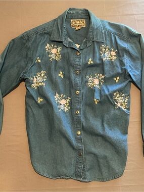 Vtg Women’s Denim Embroidered Button Down Long Sleeve By Tantrum Blues